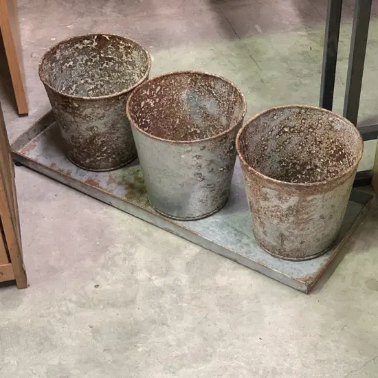 Rustic Set Of 3 Planters With Tray, Item Number 5609