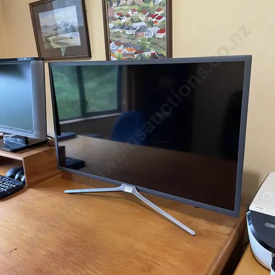 Samsung Full HD Flat TV screen model UA32M5500AS