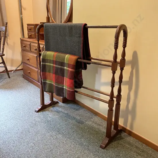 Antique Solid Wood Towel Rail H90 W85cm
