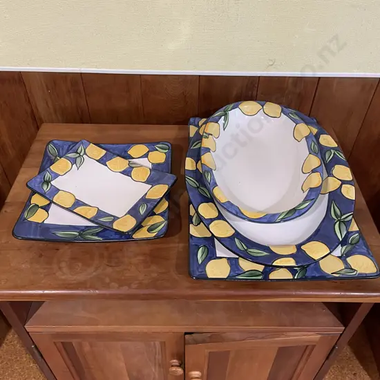 Assorted Temuka Pottery