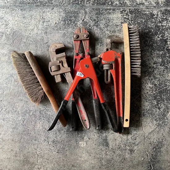 Pipe Wrenches, Rivetor, Bolt Cutter, Brushes