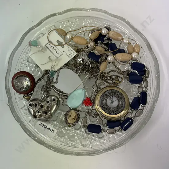 Assorted Jewellery Items