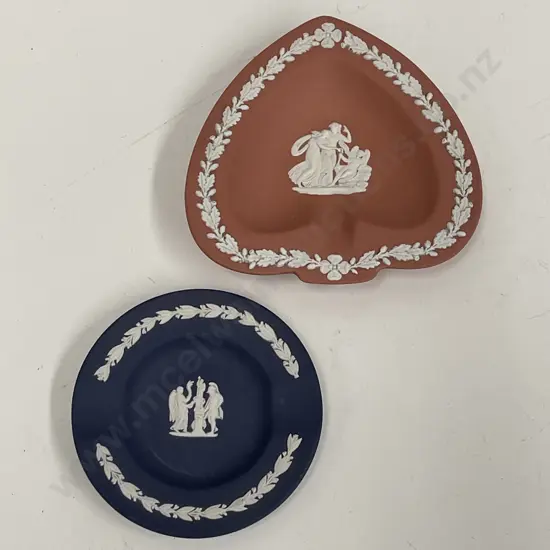 Wedgwood Terracotta Jasperware dish with Portland Blue Ashtray