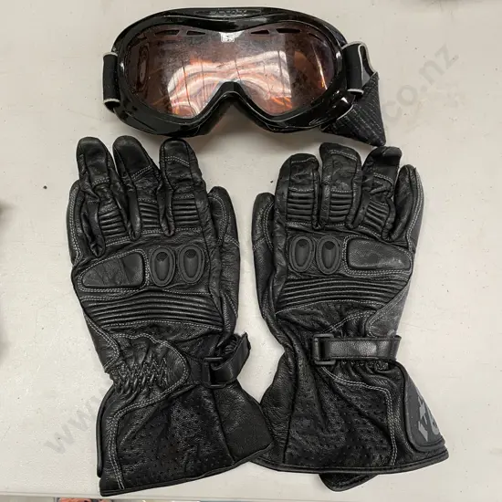 Scott Ski Goggles with Black Leather Gloves