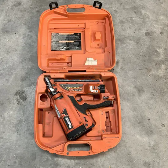 Paslode 30 Framing Nail Gun. In Case