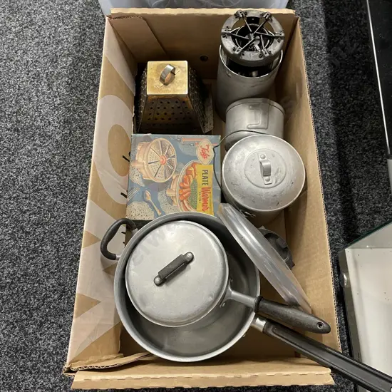 Box of Assorted Vintage Aluminium Cookware etc
