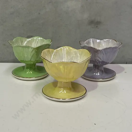 Three Maling Lustre Tulip Footed Sweet Dishes: green, lemon and mauve