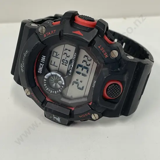 Mambo Black and Red Watch. Working