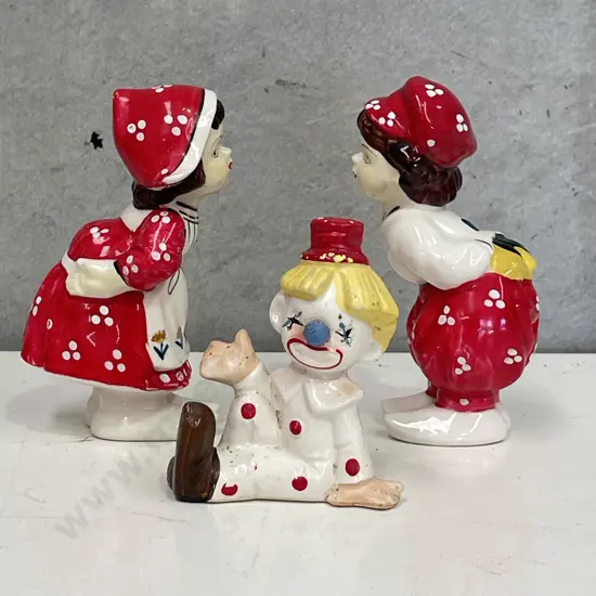 Vintage Retro Handpainted Kissing Figurines with Seated Clown