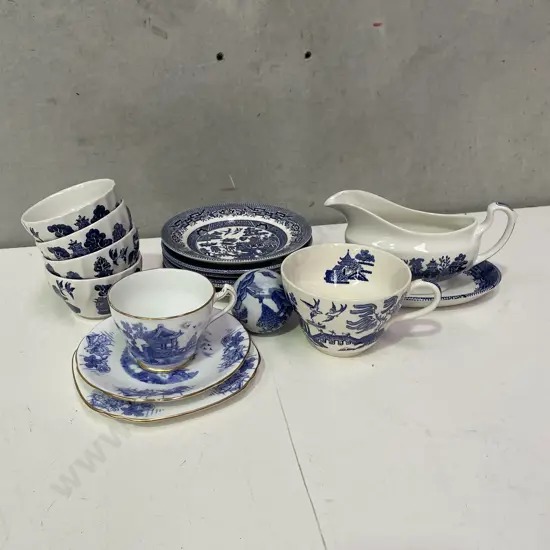 Assorted English Blue and White Willow items