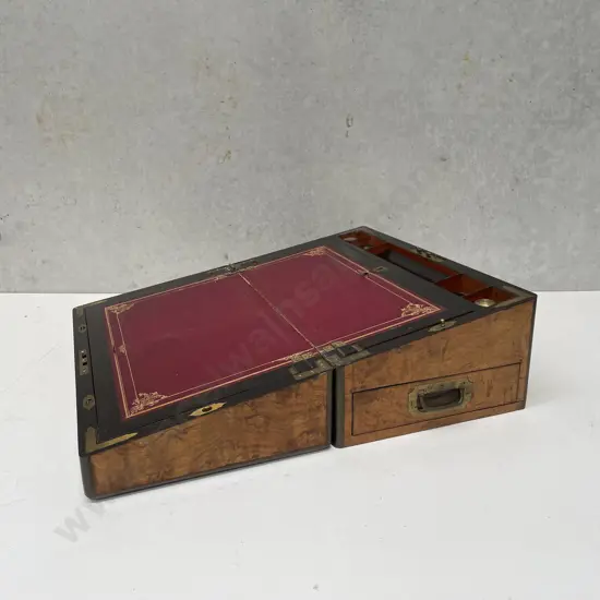 Stunning Antique Burr Walnut Portable Writing Slope Desk. Leather Top, brass & inlay detail with original Ink bottles