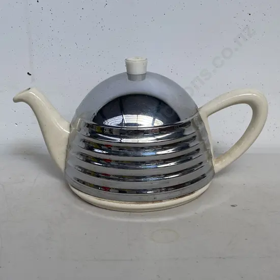 Vintage Mid-Century Everhot Insulated Art Deco Teapot
