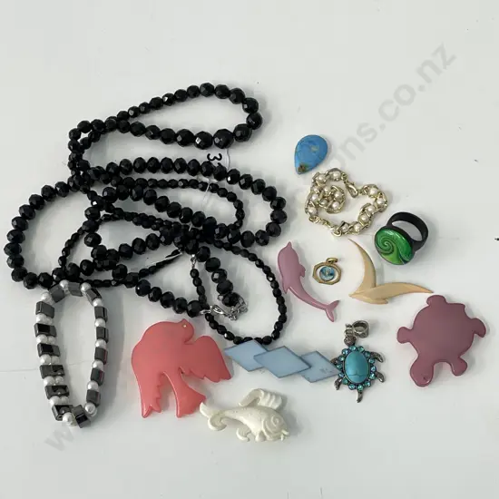 Assorted Jewellery