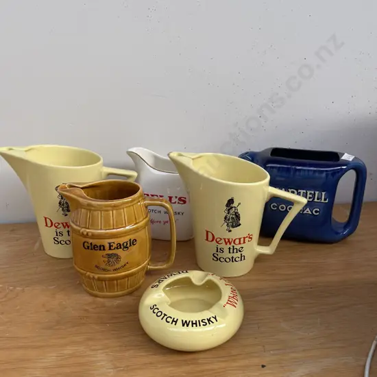 Box of Vintage Advertsing Alcohol Items (some faults)