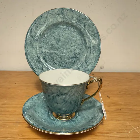 Royal Albert Gossamer Trio