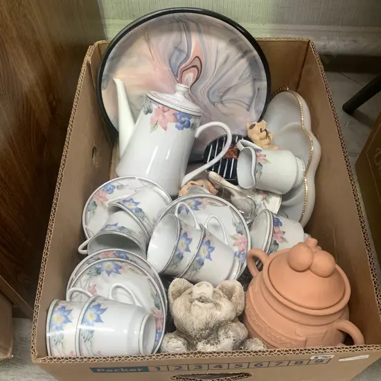 Box of Assorted including Coffee Set including Coffee Pot, lidded sugar, cream jug and 6 cups and saucers