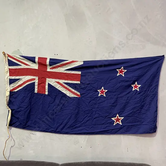 Rare C1939-45 Hutcheson, Wilson and Co 2 YD NZ Blue ENS Flag with rope tie. 1.75 x 90cm